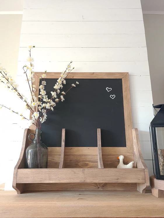 Sfeervolle gruttersbak met krijtbord voor aan de muur 
